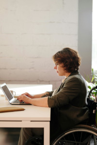 Joseline_au_bureau